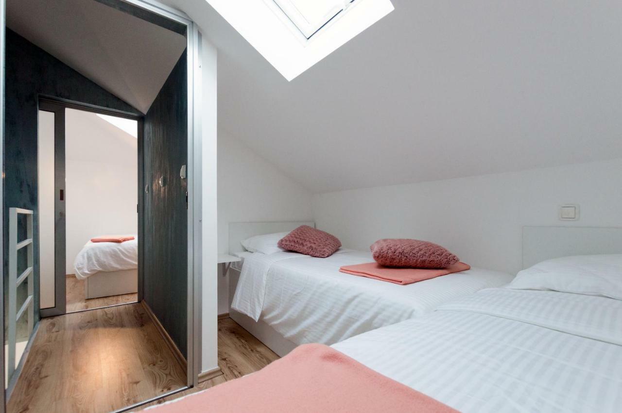 Boutique Wind Rose Apartment By The Beach Podstrana Luaran gambar