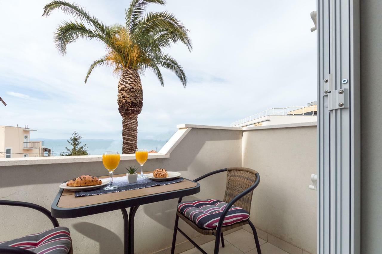 Boutique Wind Rose Apartment By The Beach Podstrana Luaran gambar